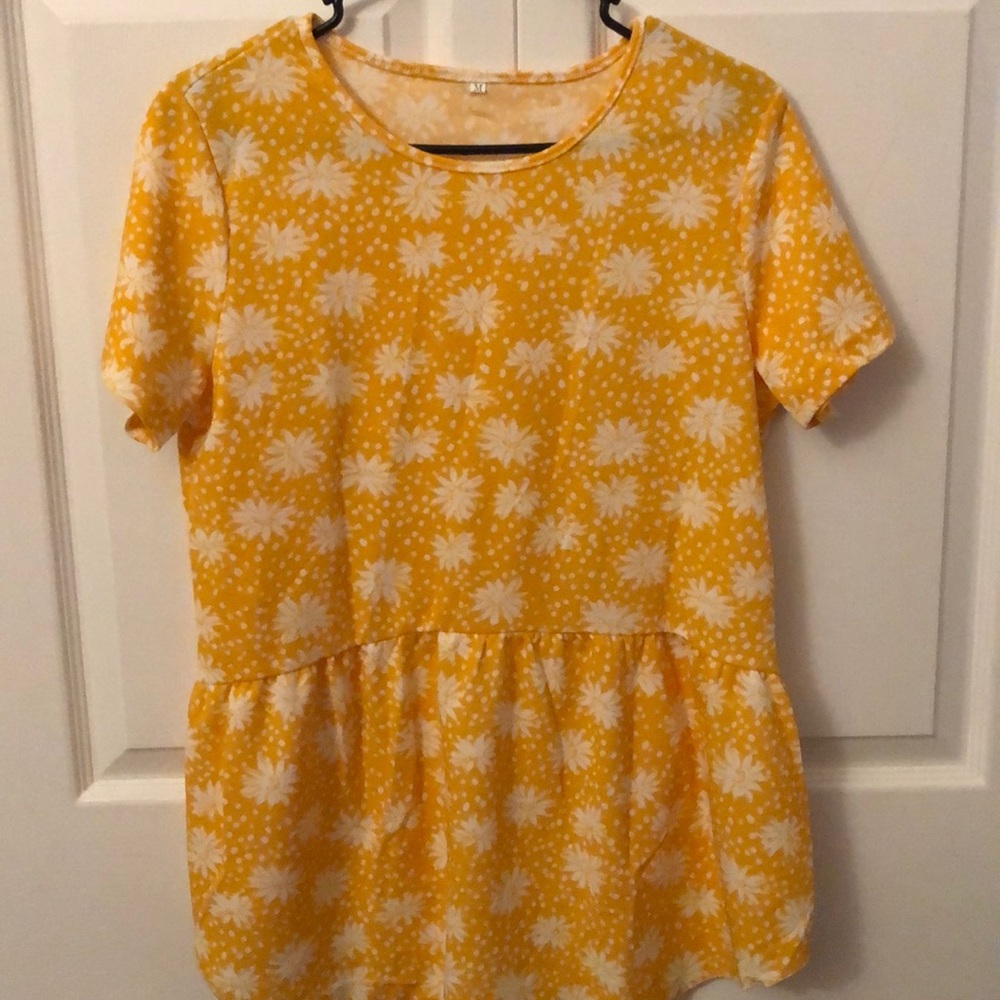 Cute top